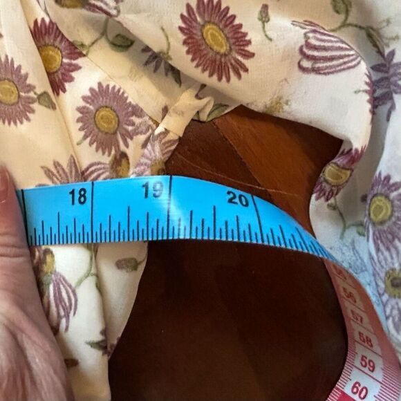 Max Studio women's white and purple floral v-neck tiered mini dress size large N - Picture 8 of 8